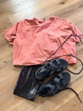 Pebby Forevee cropped tee